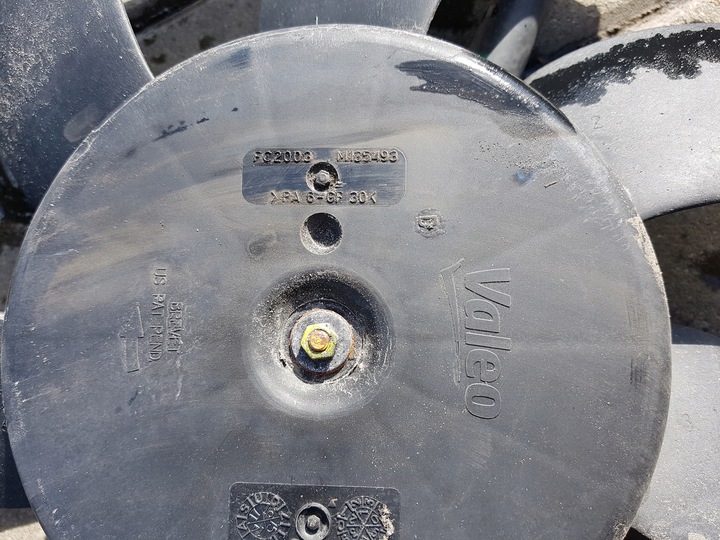 фото №4, Renault megane 3 iii рестайлинг 14-16r 1.6 dci вентилятор радиатор