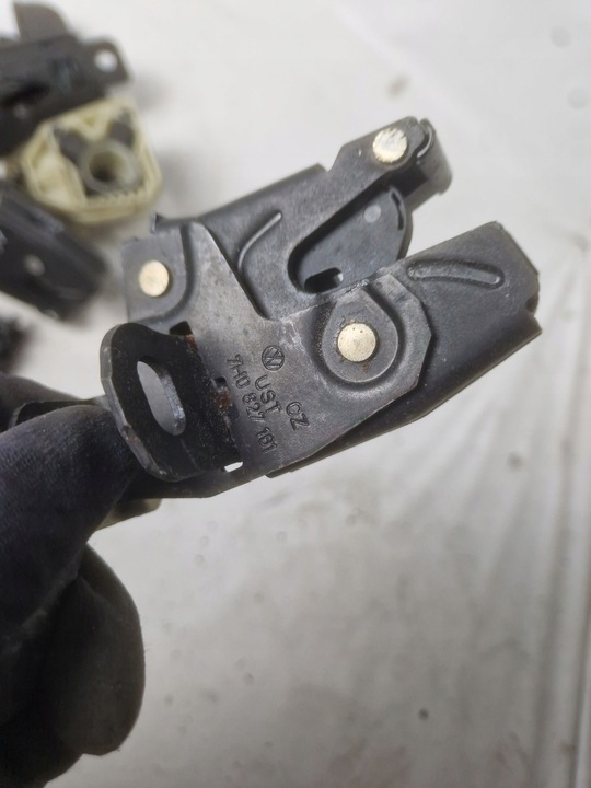 фото №14, Vw t5 transporter замок дверь левый зад 7h0827161