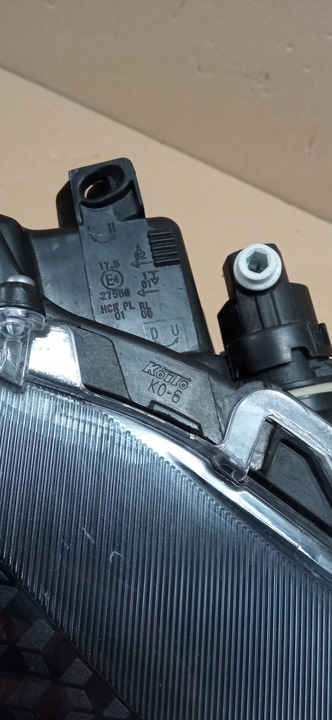 фото №14, Toyota yaris iv 4 19- лампа фара праві перед лінза koito k0-6 eu