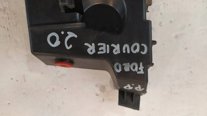 фото №6, Ползун крепление держатель правые перед ford transit courier