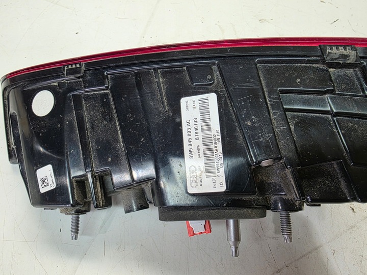 фото №6, Лампа левый зад w крышка багажника led matrix audi a4 b9 рестайлинг avant 8w9945093ac