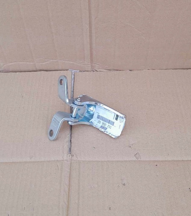 фото №2, Петля дверь 20992731 20992731