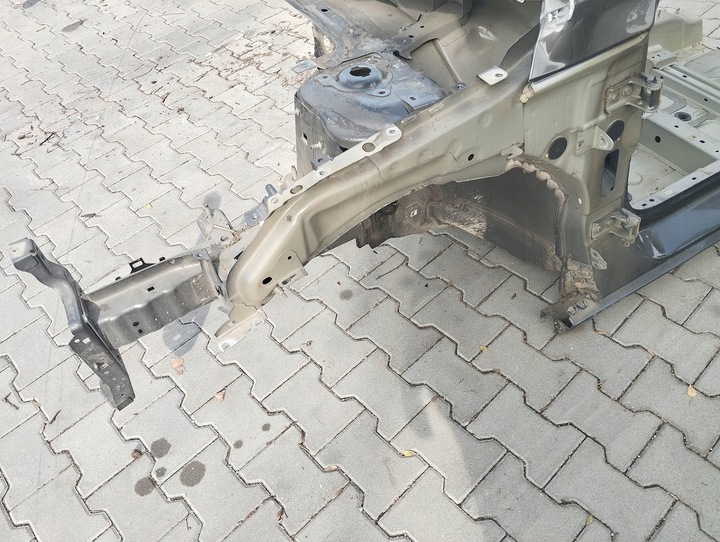 фото №1, Peugeot 308 ii рестайлінг t9 2018 чверть лонжерон ліва перед передня