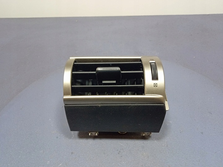 фото №5, Lexus is iii xe30 годинник ґрати повітропровід перед передні kpl 55670-53140