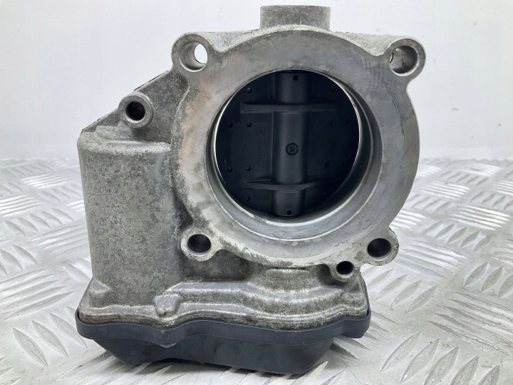 фото №6, 2014 audi a4 s4 b8 8k клапан отсекающий двигателя 06f133062t
