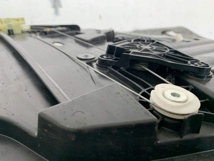 фото №14, Ford mustang mach-e rwd 2021r подъемник стекла правые зад задний