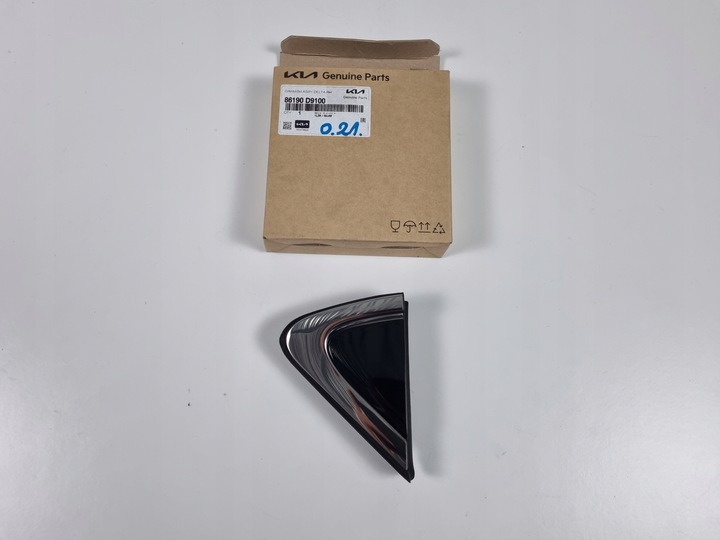 фото №3, Kia sportage заглушка двері праві перед трикутник 86190-d9100