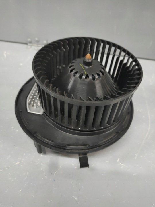 фото №9, Vw tiguan ii повітродувка вентилятор обігрівач резистор 5wb819021 5q0907521f