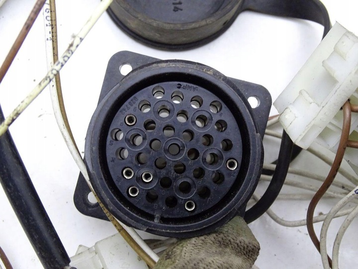 фото №8, Man l2000 le 00-06 4.6 e3 жгут установка кабины