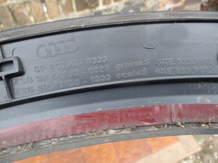 фото №12, Audi e-tron 4ke853717 планка крило лівий перед