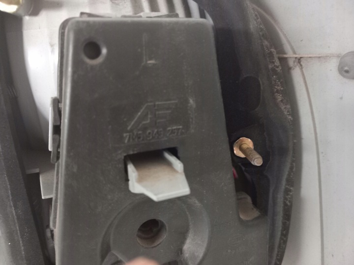 фото №7, Ford galaxy рестайлинг зад левая задняя лампа 7m5945257