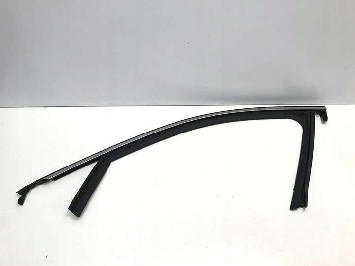 фото №1, Citroen c5x c5 x 2022 планка uszcezlka стёкла дверь левый перед 9839507880