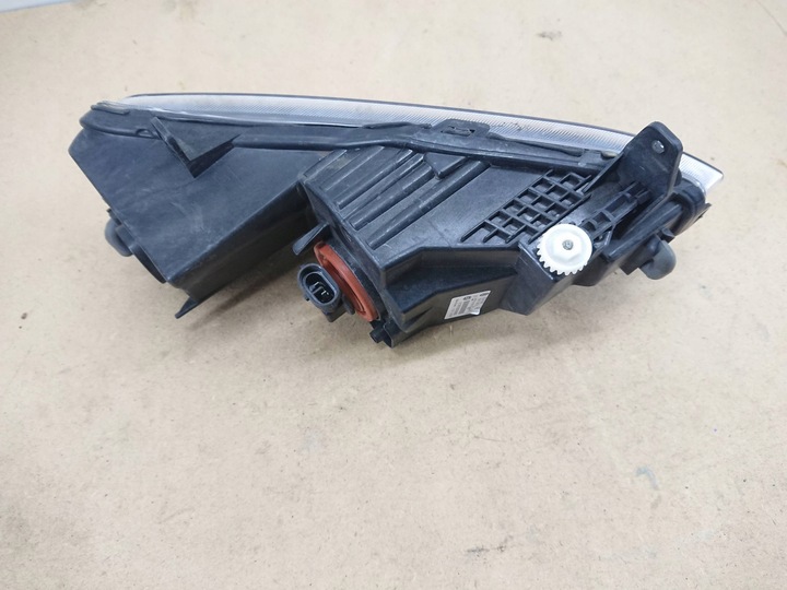 фото №9, Volkswagen polo v 5 6r 6c0 галоген праві