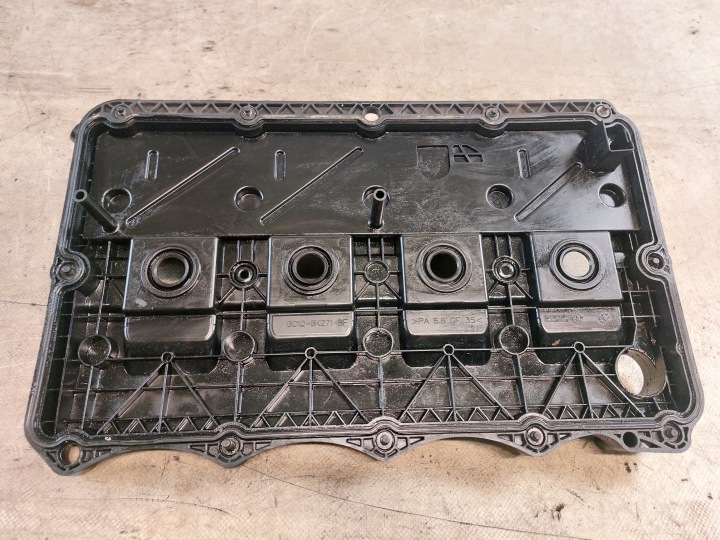 фото №5, Крышка клапанов ford transit v 2.2tdci