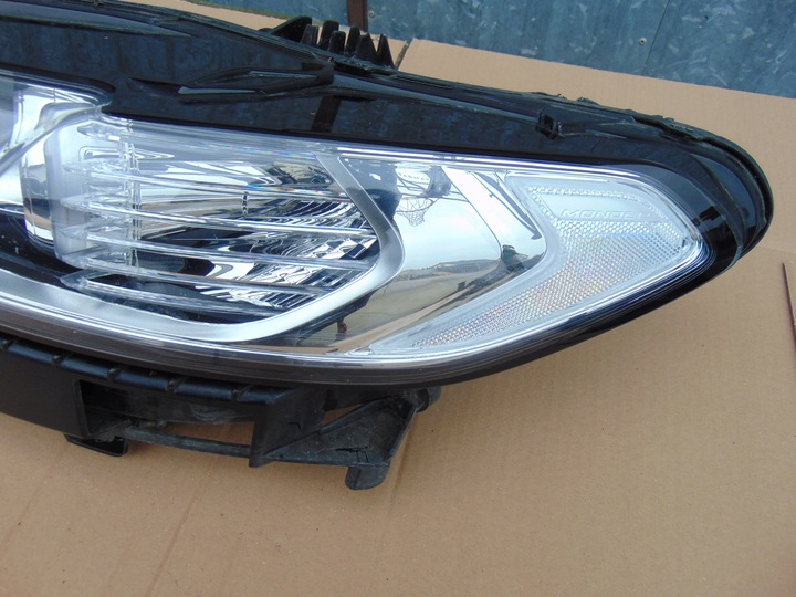 фото №12, Ford mondeomk5 лампа правая левая фара правые левый uk
