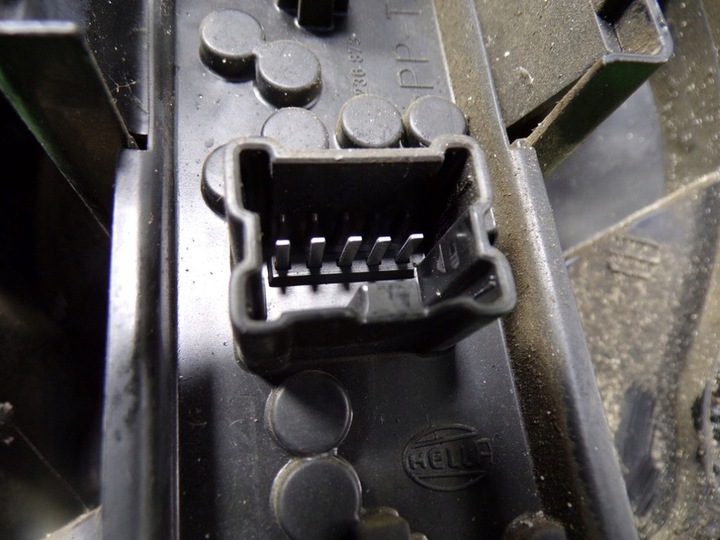 фото №11, Nissan almera n16 рестайлінг лампа зад задня ліва 26555bn010