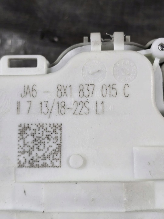 фото №3, Audi a4 b9 замок двері лівий перед 8x1837015c