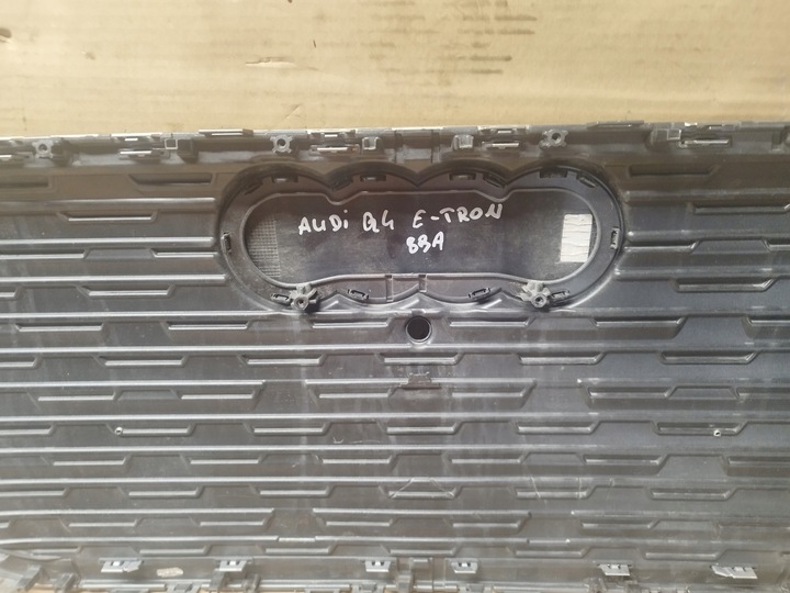 фото №8, Audi q4 e-tron 89a 2021- решітка радіатора решітка