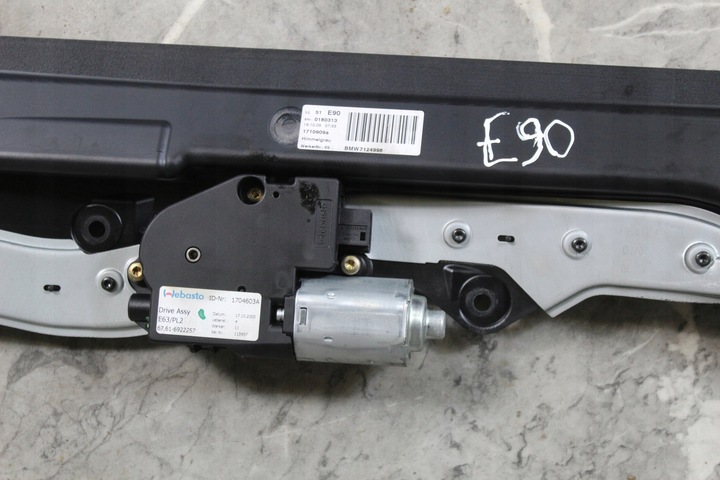 фото №4, Люк двигун механізм bmw seria 3 e90