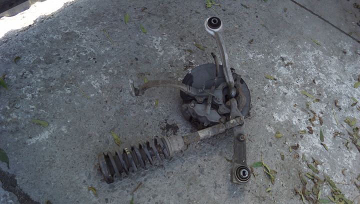 фото №9, Поворотный кулак левый перед mercedes cls w219 3.0 cdi