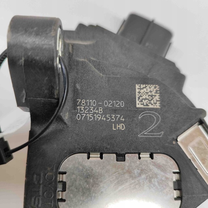 фото №7, Педаль газа toyota auris touring sports _e18_ 7811002120 28699660 1.4l