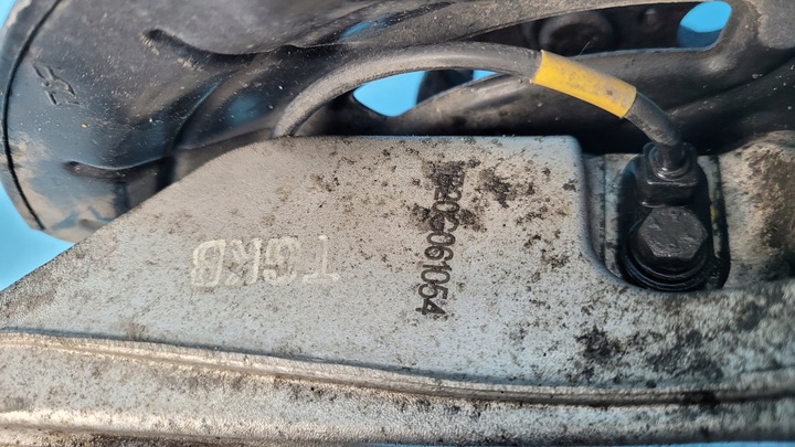 фото №9, Kia sorento iv 1.6 t-gdi 20r поворотный кулак правые перед 51711-p2000