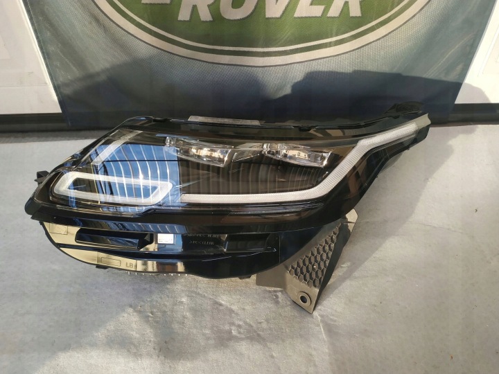 фото №8, Range rover velar l560 бампер передний j8a217f003abw