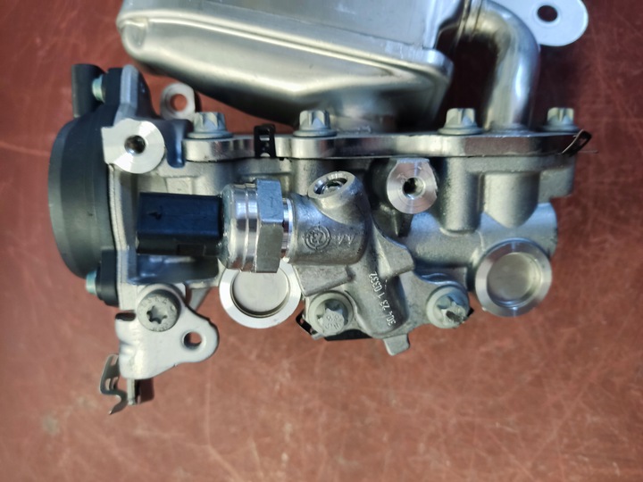 фото №8, Радиаторов выхлопных газов клапан egr mercedes-benz c класс a6541409000