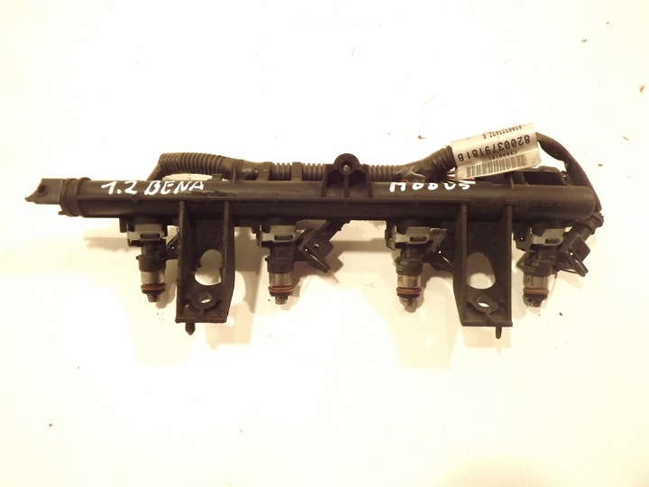 фото №1, Renault modus планка впрыскивающий 1.2 16v !!!
