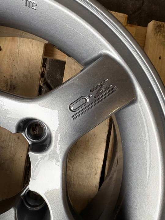 фото №14, Диски алюминий oz r15 5x139.7 5.5j suzuki jimny 98- po malowaniu