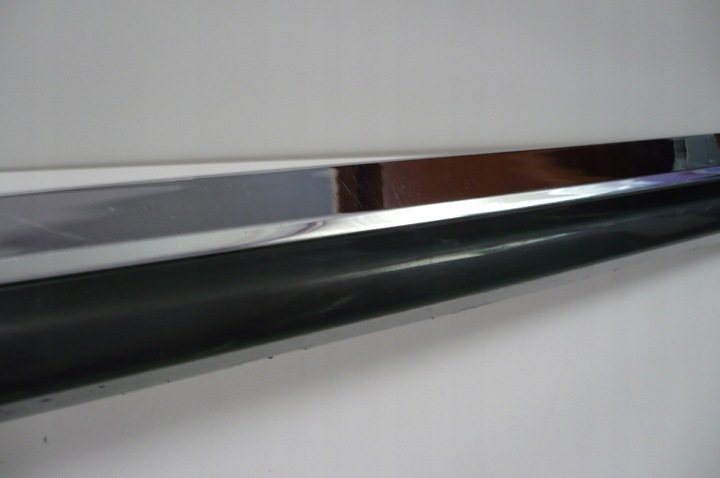 фото №11, Lexus ls460 06-11r планка дверь левая перед
