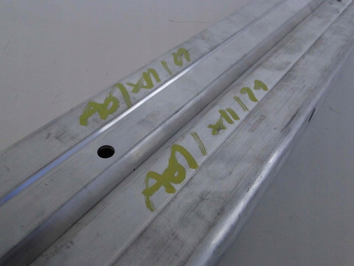 фото №10, Mercedes b w247 247 зона смятия длинная кронштейн