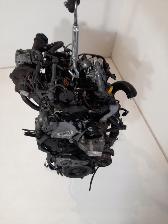 фото №10, Двигатель комплектный toyota auris ii yaris iii corolla e18 1.4 d4d 1nd-tv