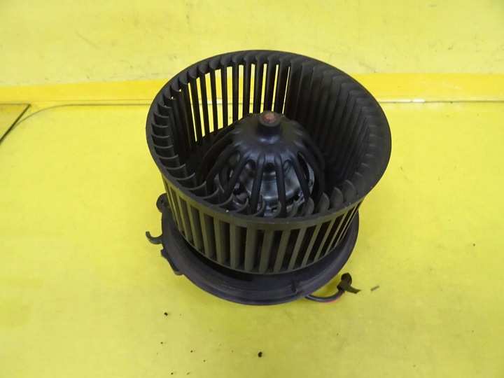 фото №1, Воздуходувка вентилятор citroen c3 p665878c nr228