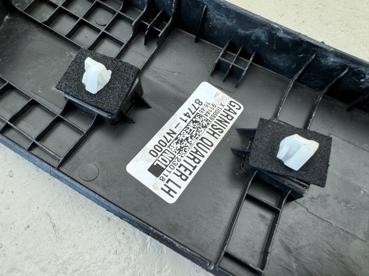 фото №12, Hyundai tucson iv 4 20r- планка накладка крила лівий зад 87743-n7000