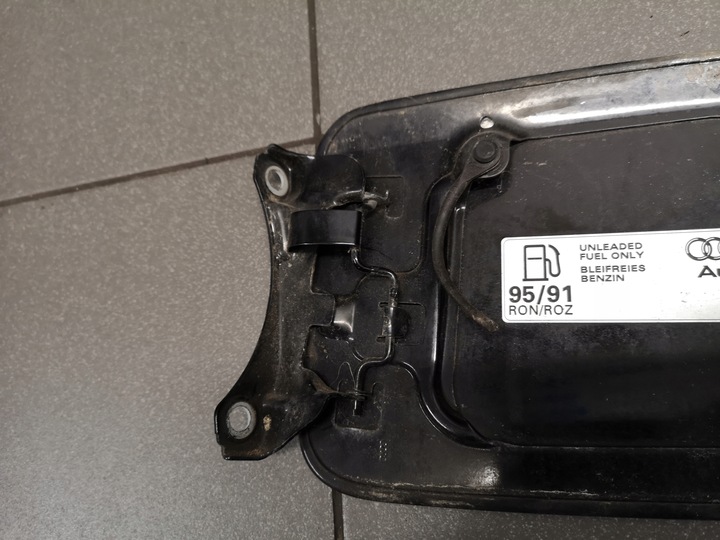 фото №8, Крышка заливка топлива audi a4 b6 cabrio чёрная