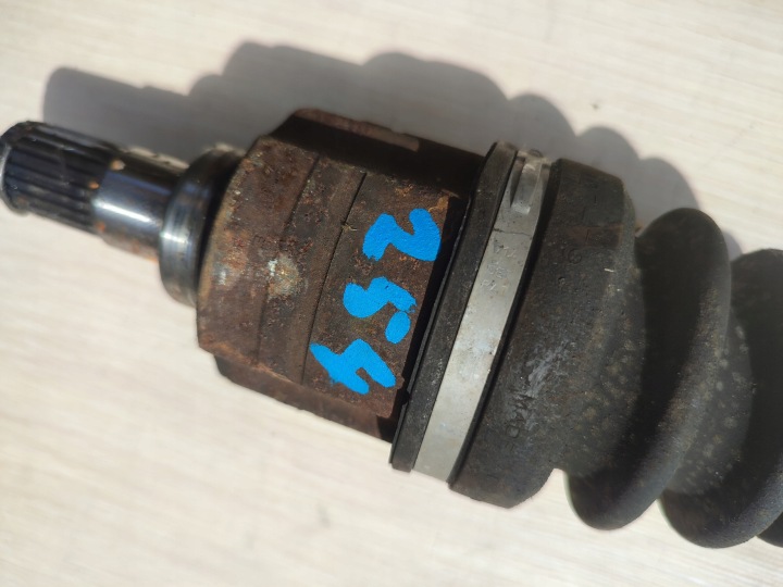 фото №6, Полуось перед правая передняя 1.3 suzuki swift mk6 44101-72k00