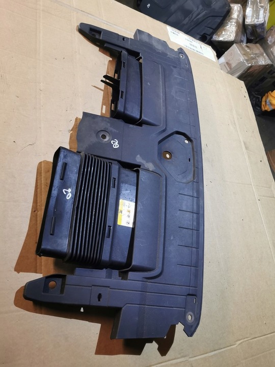 фото №1, Накладка защита ремня перед 4m8807081a audi rsq8 4m оригинальный номер aso