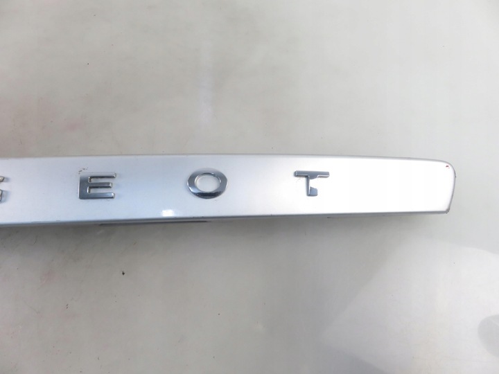 фото №9, Накладка крышки peugeot 308 sw 96806028 etsc