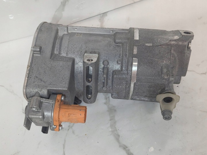 фото №15, Компресор кондиціонера mercedes a0008306502 | genuine