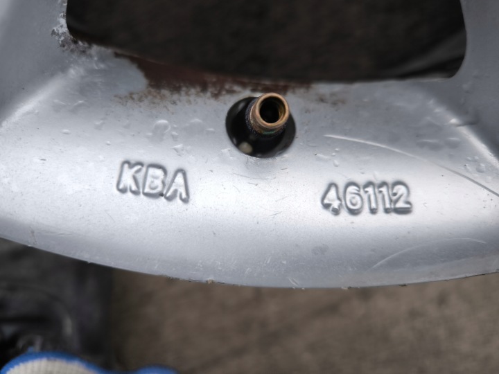 фото №15, Диски диск комплект vw skoda audi a4 a6 7.0j r16 et42 4f0071496 r 13 ok