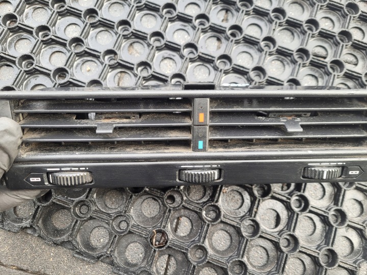 фото №6, Mercedes sl r129 ґрати повітропровід 1298300354