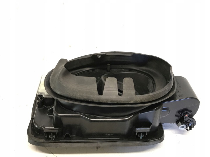 фото №5, Bmw 5 g31 заливная горловина топлива защита крышка 7387783