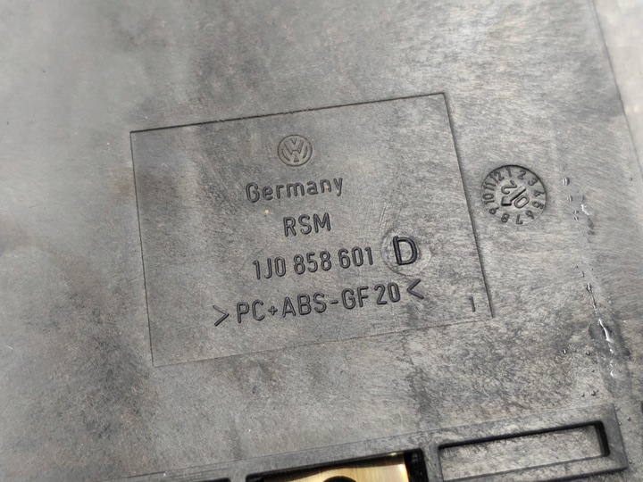 фото №8, Бардачок тримач na напої vw golf iv 1j0858601d