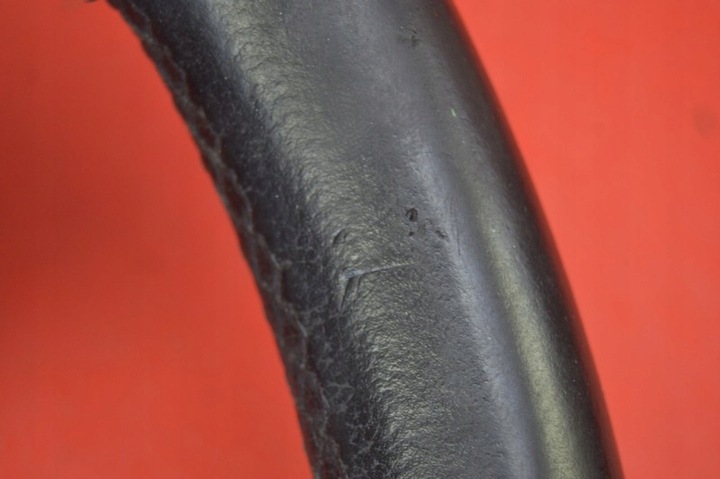 фото №13, Руль кожаный мультифункция 45103-05080 toyota avensis t27 09-11