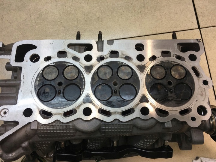 фото №12, Головка ліва discovery iii 2.7 td v6 4r8q6c064ah