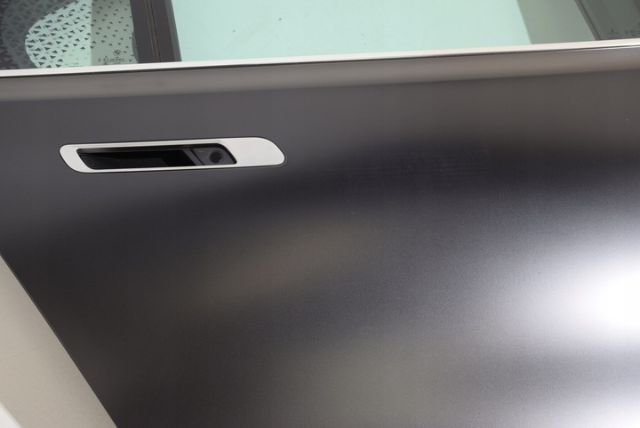 фото №14, Bmw 7 g70 дверь правые перед зад комплектные автоматическое c64 замороженный deep серый