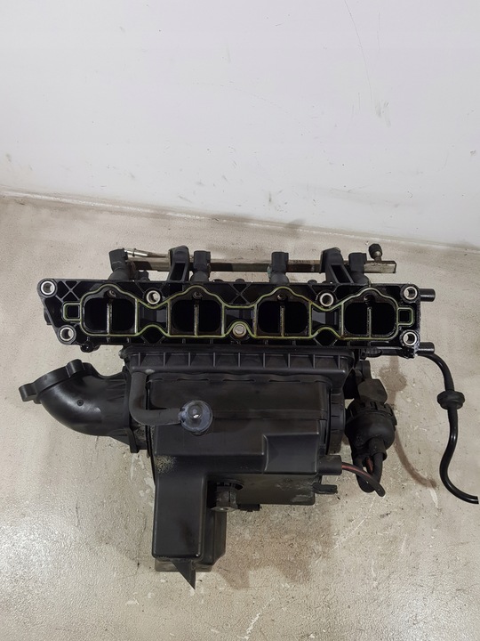 фото №6, Колектор всмоктуючий форсунки 55564933 opel astra h zafira b vectra c 1.6b z16xer