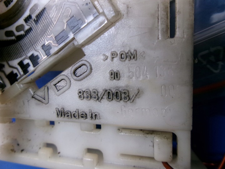 фото №5, Opel vectra b рестайлінг sedan 2.0dti датчик рівня пального 90504138