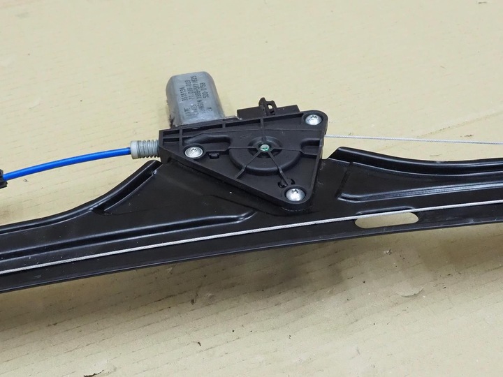 фото №14, Bmw 2 f46 подъемник механизм стёкла правые перед